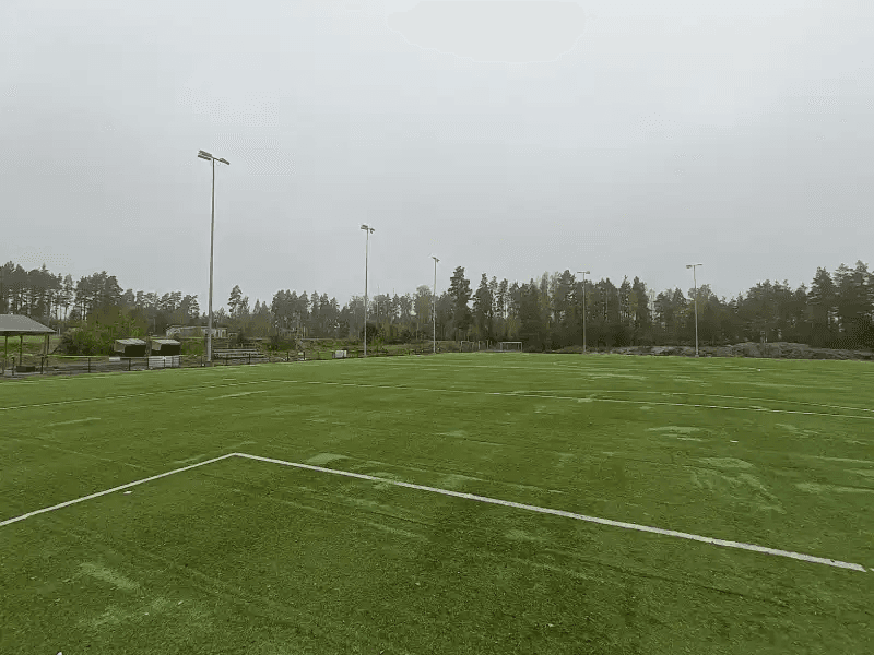 Jalkapallokentän peruskorjaus, Halikko