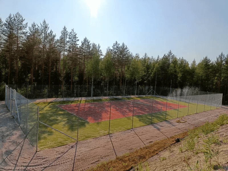 Tenniskenttä ja aidoitus, Suomenniemi